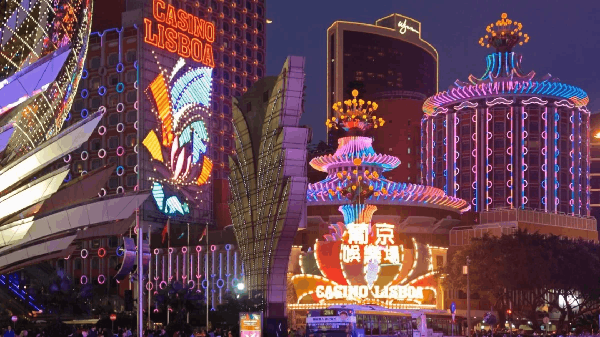 Macau Casino Workers Treated With One-Month Bonuses, as City Sets Visitor Arrivals Record